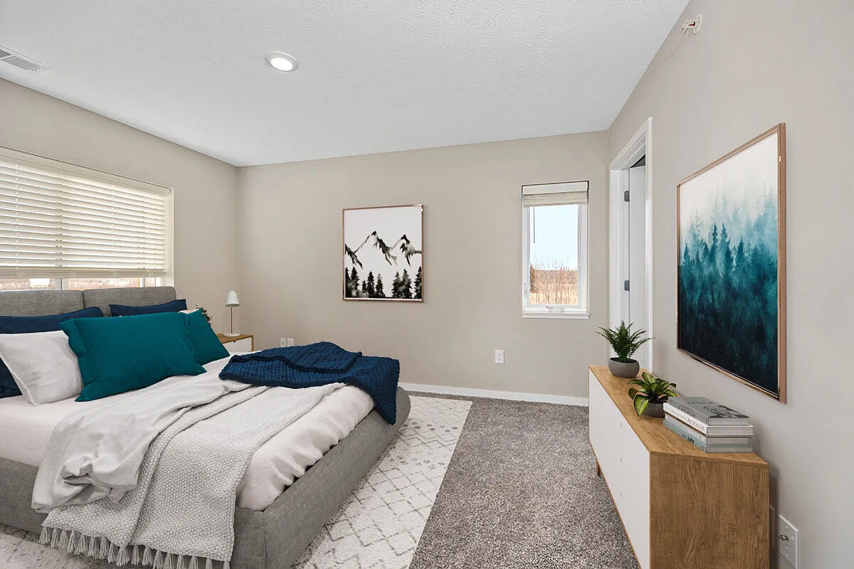 The Summit Apartments — Photo 4