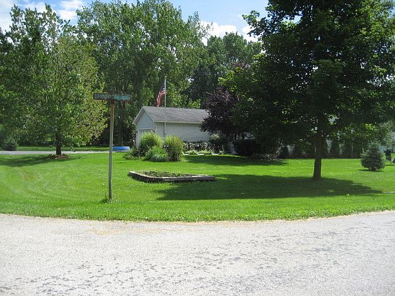 3rd image of 35850 Jay Dr