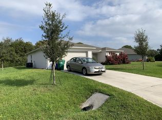 813 Landsdowne Dr, Sebastian, FL 32958