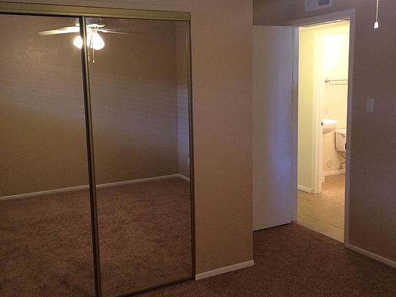 5th image of 2126 S Granada Dr