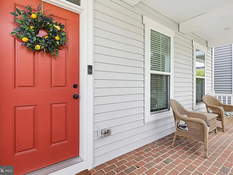 133 Limpkin Ave — Photo 4