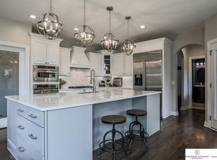 1202 Ranch View Lane, Omaha, NE 68022