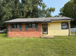 1136 N Chicago Pl, Kankakee, IL 60901