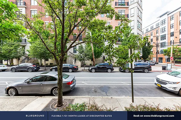 Rented by The Blueground | media 5