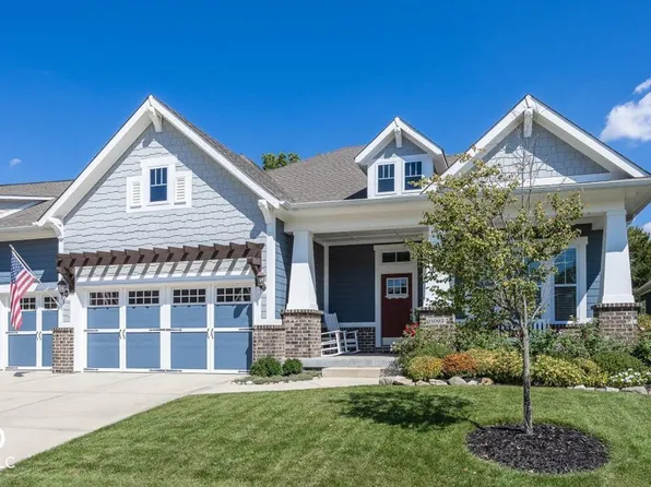 11093 Cliffside Dr, Fortville, IN 46040