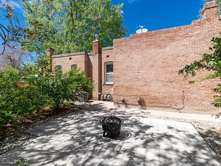 3047 N Williams St — Photo 30