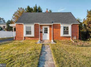 6916 Arlington Blvd, Falls Church, VA 22042