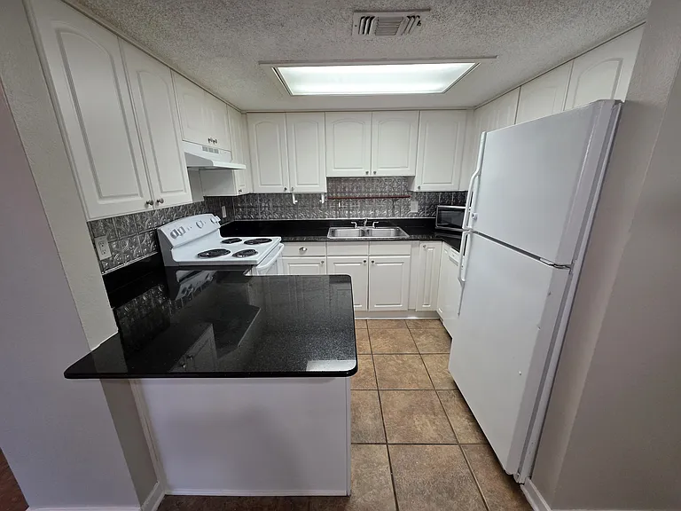 317 Hayden Rd #10 — Photo 18