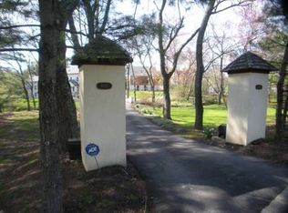 3055 Jolly Rd, Plymouth Mtng, PA 19462