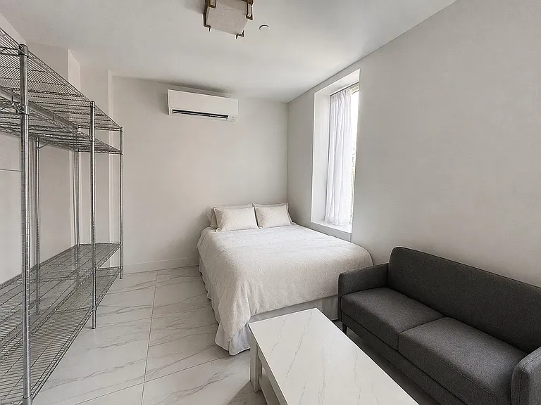 152 Boerum St #3C — Photo 2