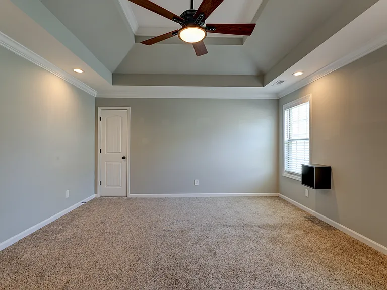 1008 Meadowview Ln — Photo 60