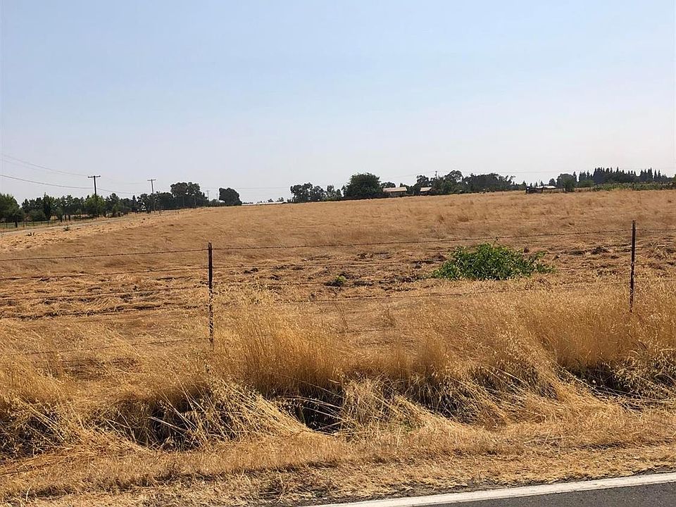 2nd image of 13044 E Jahant Rd