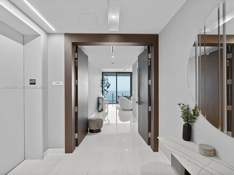 300 Biscayne Boulevard Way #4502E — Photo 3