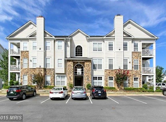 4th image of 5982 Founders Hill Ct Unit 104