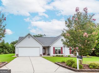 1411 Silvergate Way, Winder, GA 30680