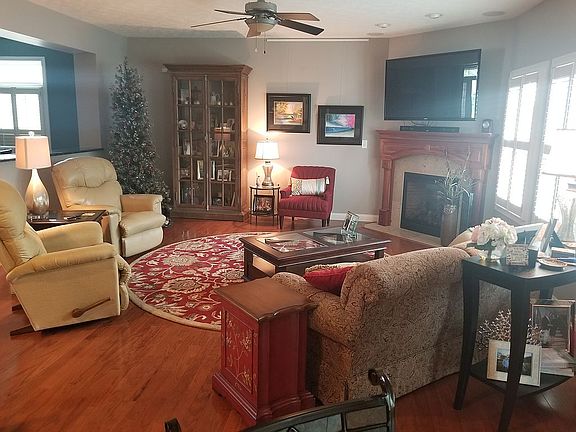 4th image of 3309 Chesterfield Way