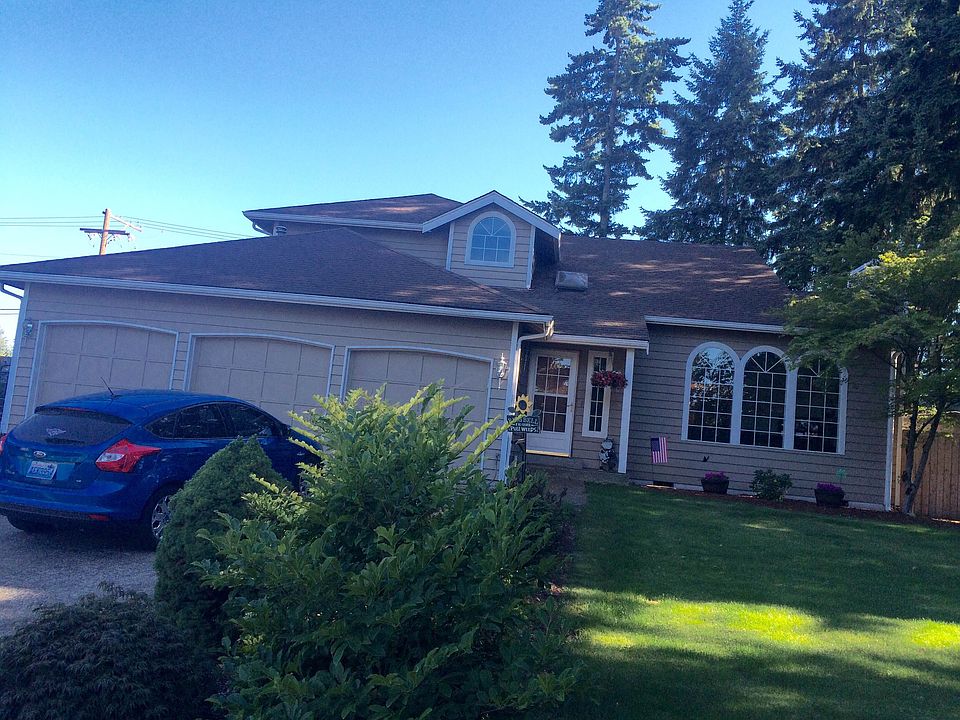 1st image of 526 22nd Avenue Ct SE