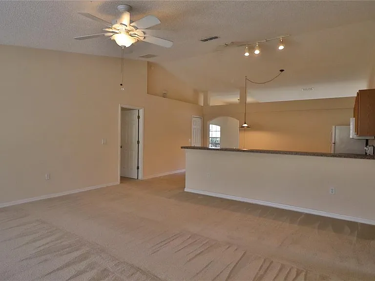 1386 Fallwood Dr — Photo 5