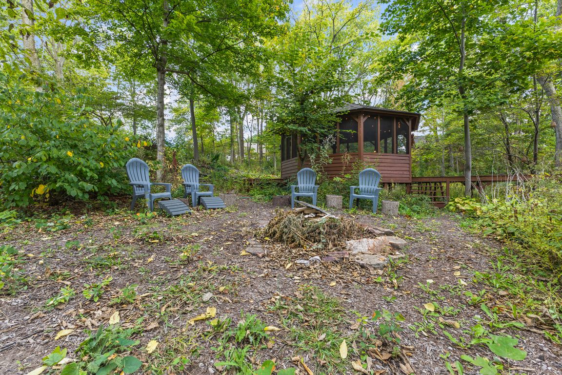 next background image