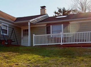 50 Charter Rd, Selden, NY 11784