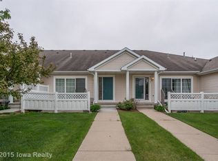 9809 Winshire Ln, Johnston, IA 50131