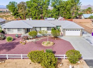 23405 Taos Rd, Apple Valley, CA 92307