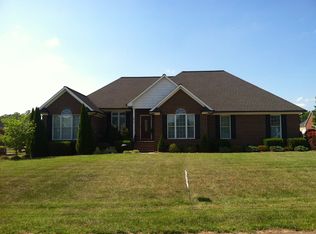 2915 Woodfield Ln, Lincolnton, NC 28092