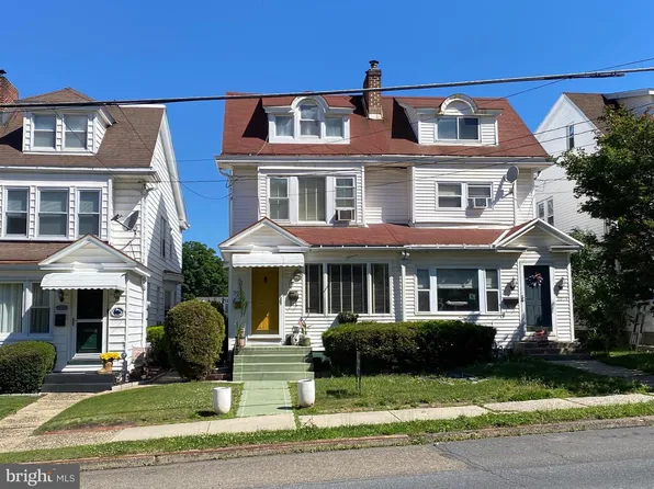 2076 W Market St, Pottsville, PA 17901