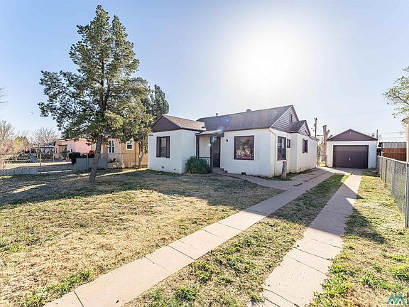 2nd image of 1108 N Lea Ave