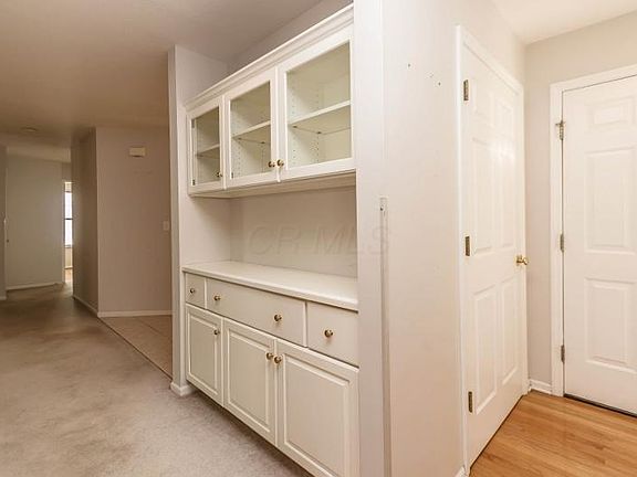 3rd image of 447 Buckstone Pl
