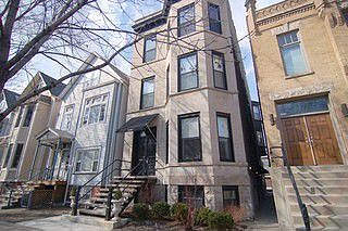 1st image of 1120 W Oakdale Ave APT 1R