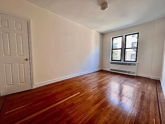 5th image of 10 Overlook Ter APT 3J