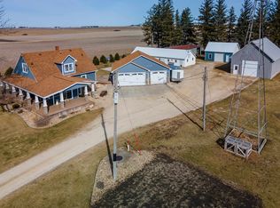22157 170th St, Holland, IA 50642