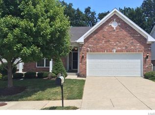 9 Eagle Cove Ln, Saint Charles, MO