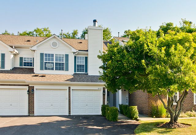 1st image of 646 Portage Ct