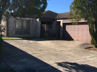 7627 Teal Run Dr, Houston, TX 77071