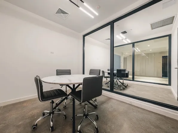 378 Weirfield Street image 11 of 24