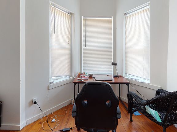 3rd image of 11 Forbes St #2