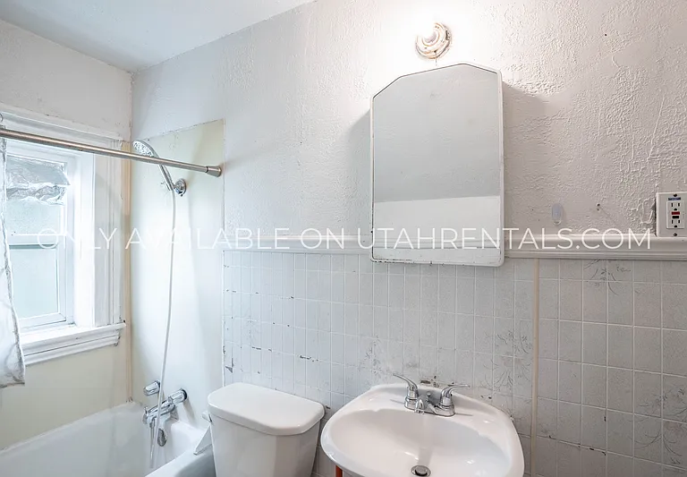 167 N 100th St E #A — Photo 14