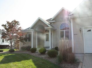 2250 N Whistlevale Dr SW, Byron Center, MI 49315