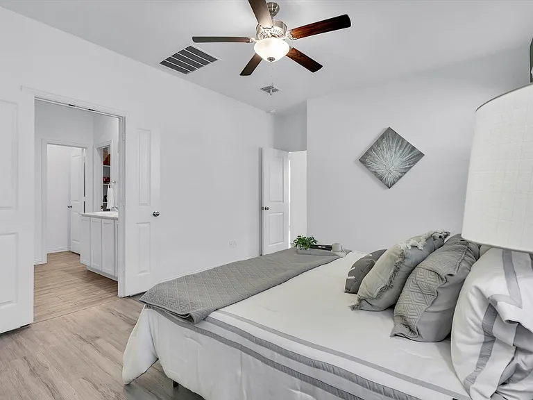 11616 Roaring Fork Trl — Photo 3