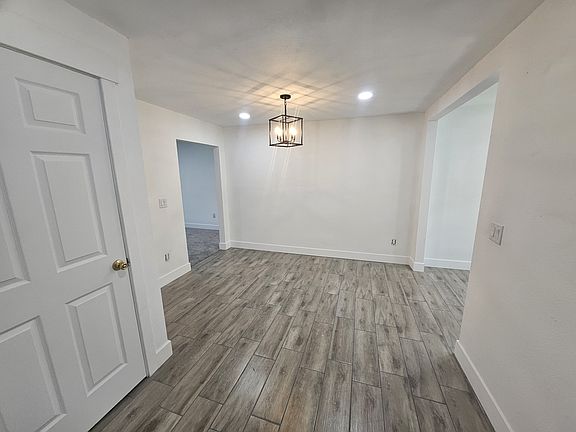 4th image of 1300 N Central Ave