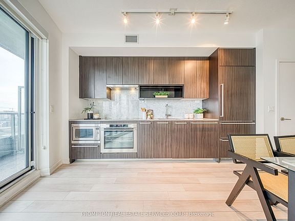 5th image of 117 McMahon Dr #2807
