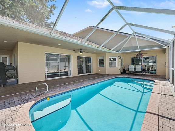 4th image of 3621 Tipperary Dr