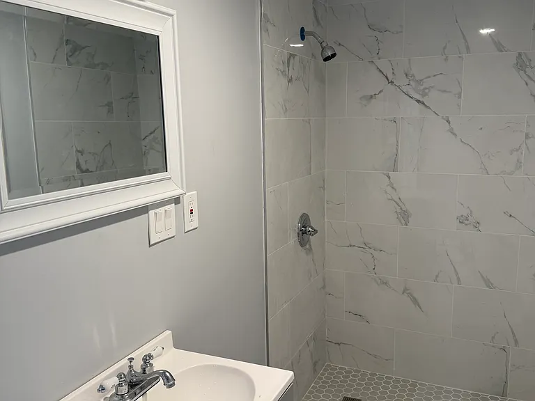 19 W Main St #2 — Photo 3