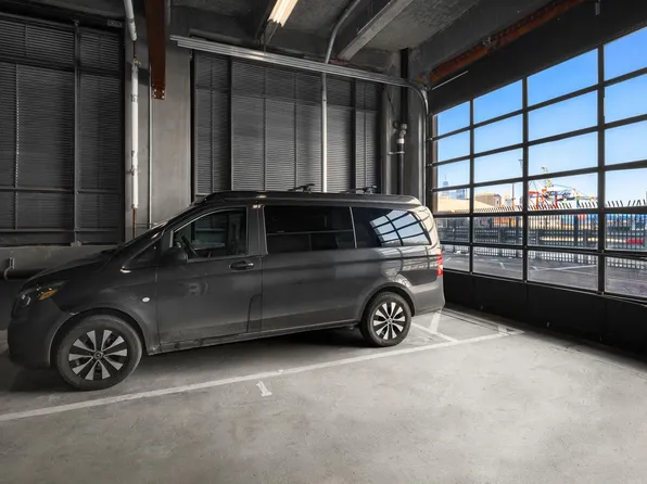 160 Imlay Street image 2 of 11