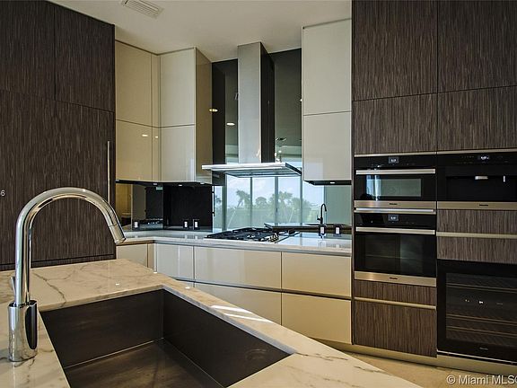 2nd image of 2669 S Bayshore Dr Unit 402