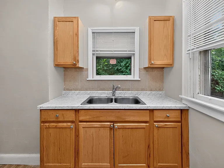 5713 Sierra Park Pl — Photo 16