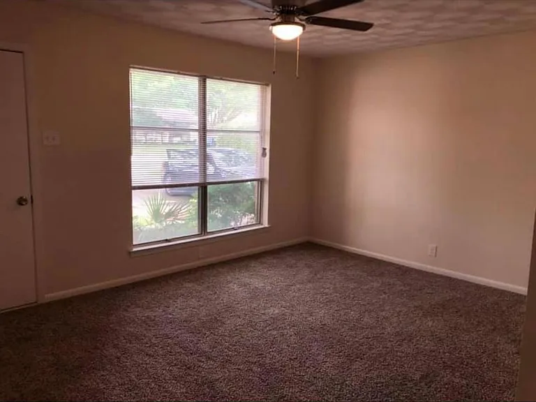3424 Antilles Dr — Photo 6