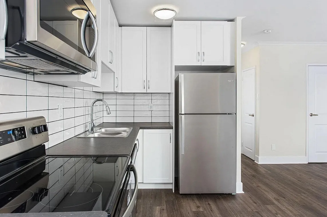 2278 Weston Rd. — Photo 1